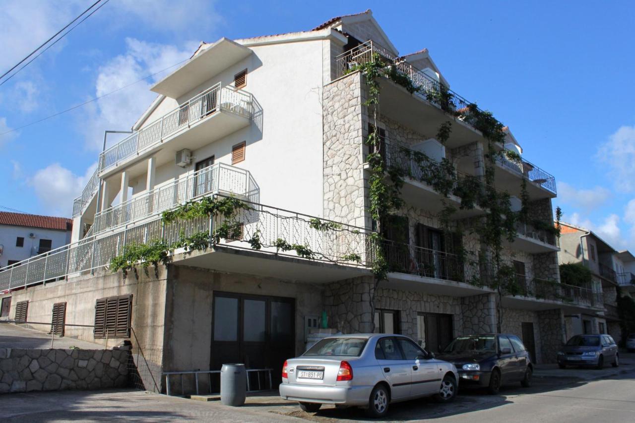 Apartments With A Parking Space Jelsa, Hvar - 8765 Jelsa  Eksteriør bilde