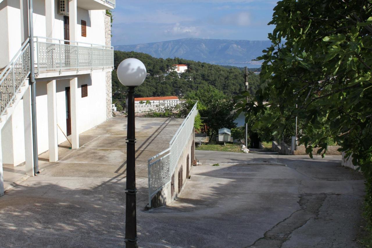 Apartments With A Parking Space Jelsa, Hvar - 8765 Jelsa  Eksteriør bilde