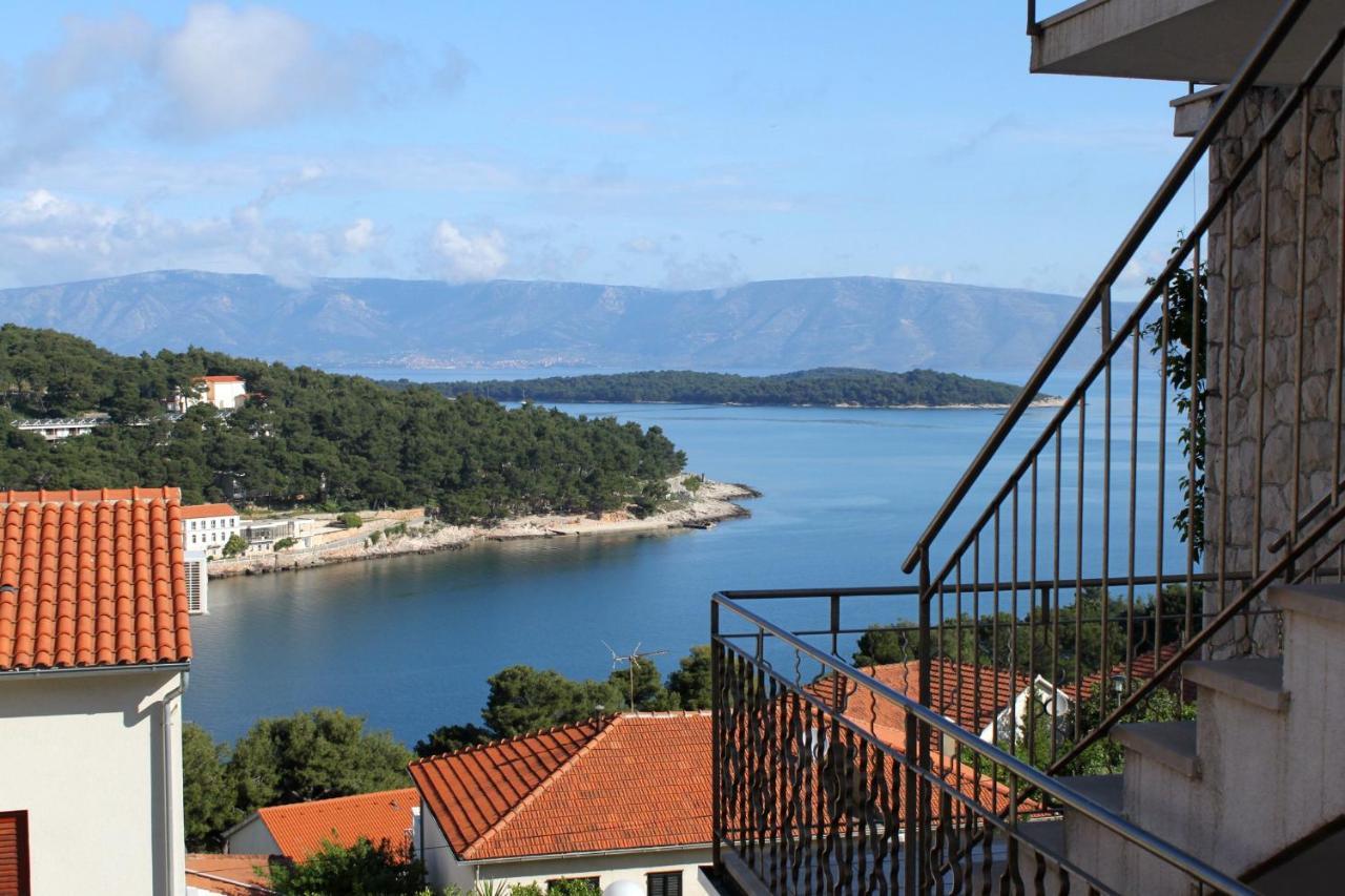 Apartments With A Parking Space Jelsa, Hvar - 8765 Jelsa  Eksteriør bilde