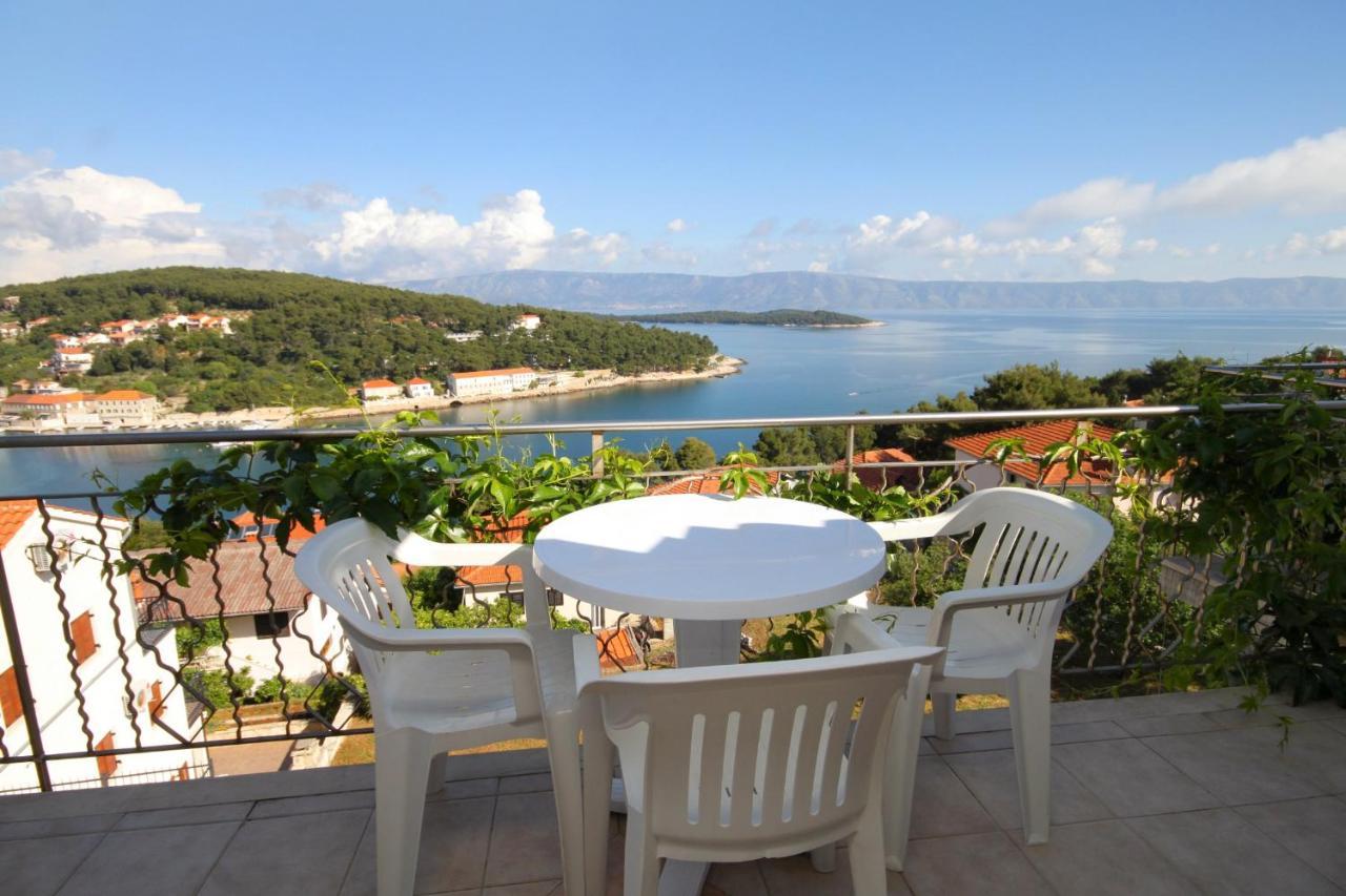 Apartments With A Parking Space Jelsa, Hvar - 8765 Jelsa  Eksteriør bilde
